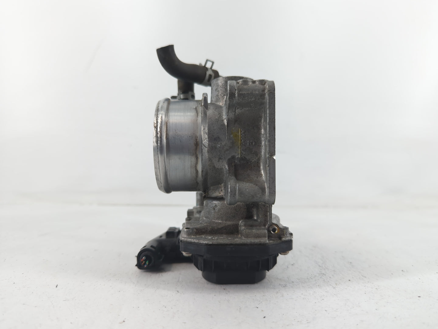 2016-2022 Honda Civic Throttle Body P/N:M22857482942 Fits Fits 2016 2017 2018 2019 2020 2021 2022 OEM Used Auto Parts - Oemu