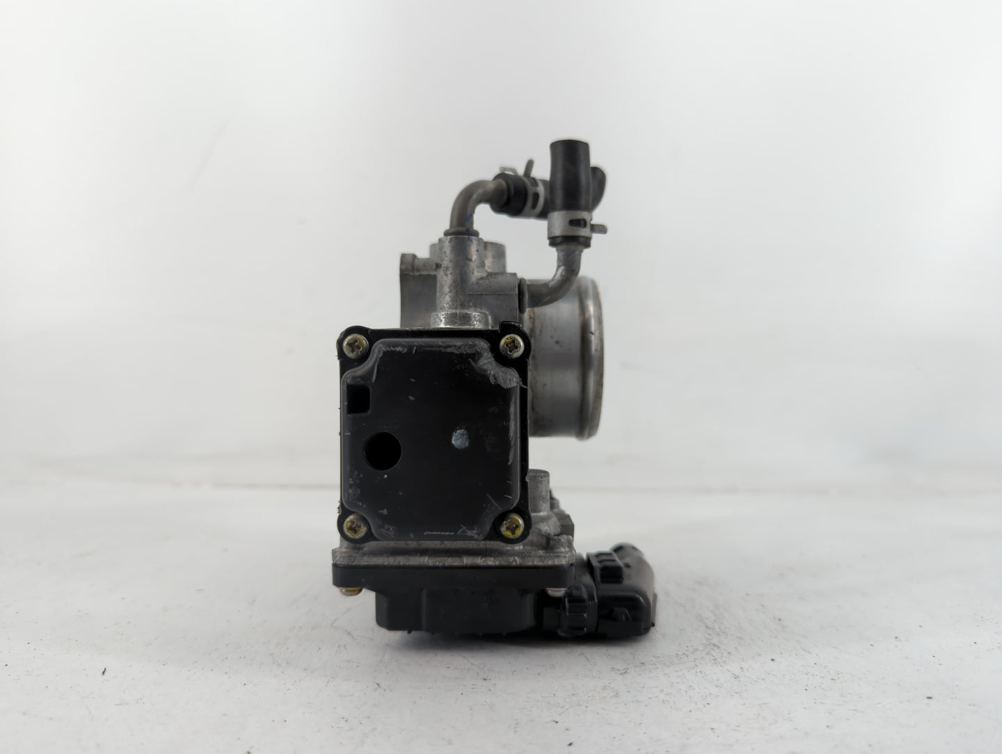 2016-2022 Honda Civic Throttle Body P/N:M22857482942 Fits Fits 2016 2017 2018 2019 2020 2021 2022 OEM Used Auto Parts - Oemu