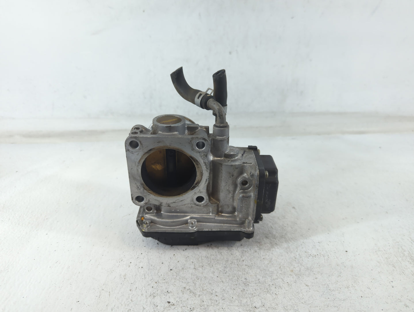 2016-2022 Honda Civic Throttle Body P/N:M22836112407 Fits Fits 2016 2017 2018 2019 2020 2021 2022 OEM Used Auto Parts - Oemu