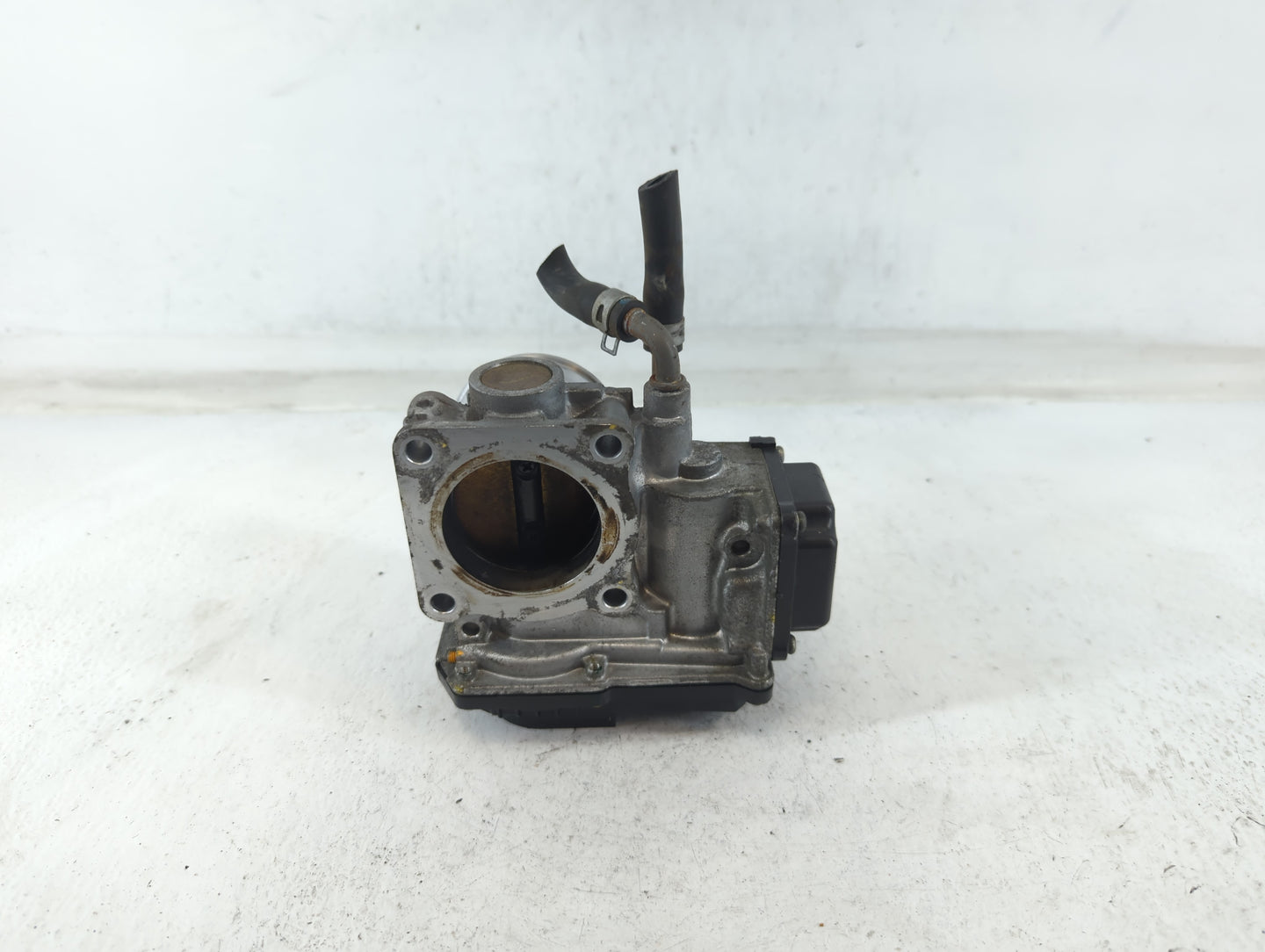 2016-2022 Honda Civic Throttle Body P/N:M22856073934 Fits Fits 2016 2017 2018 2019 2020 2021 2022 OEM Used Auto Parts - Oemu