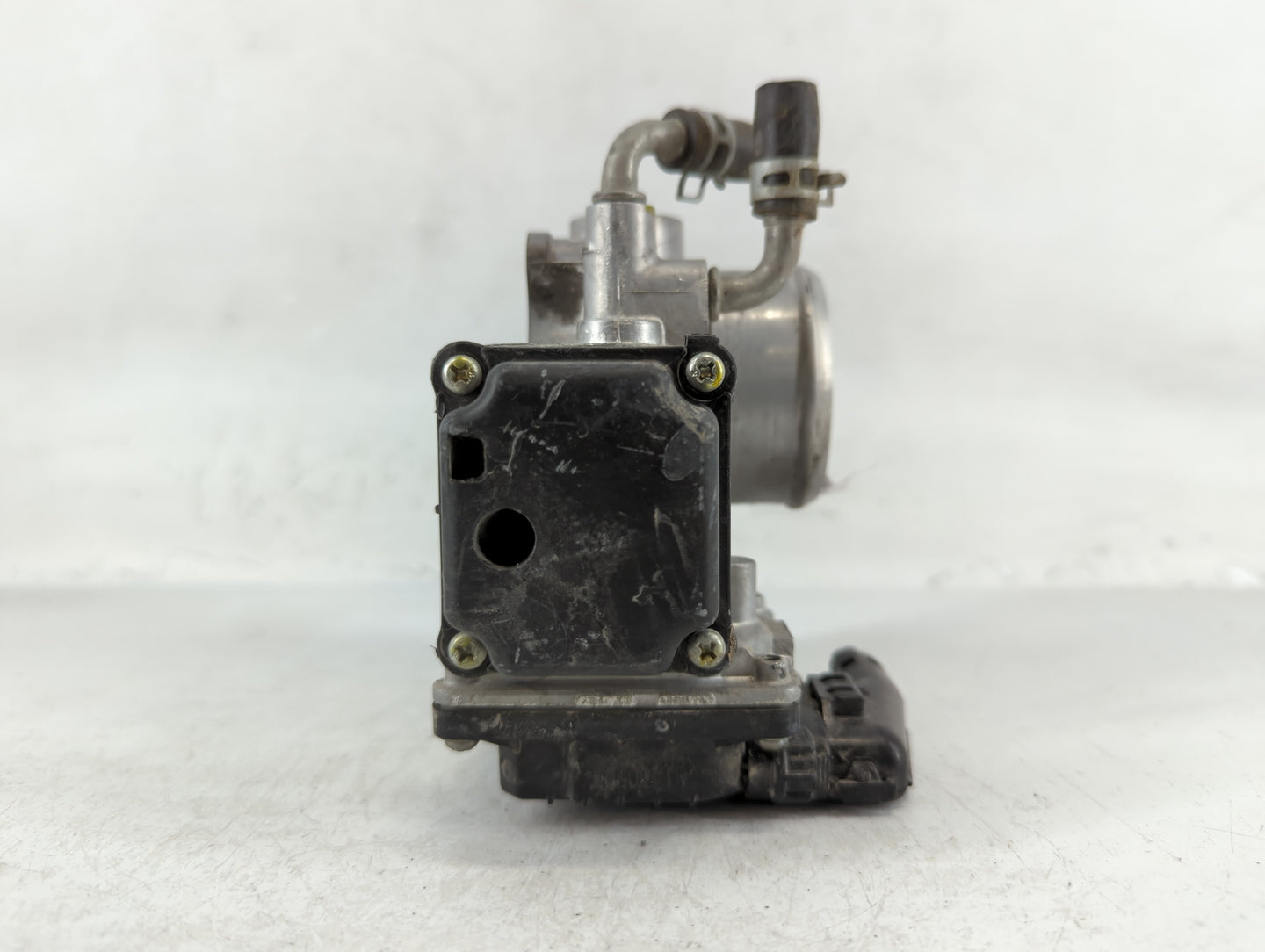2016-2022 Honda Civic Throttle Body P/N:M22856022144 Fits Fits 2016 2017 2018 2019 2020 2021 2022 OEM Used Auto Parts - Oemu