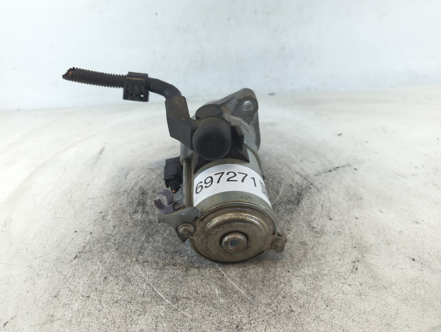 2016-2017 Honda Civic Car Starter Motor Solenoid OEM P/N:SM-75009 Fits Fits 2016 2017 2020 OEM Used Auto Parts - Oemusedauto