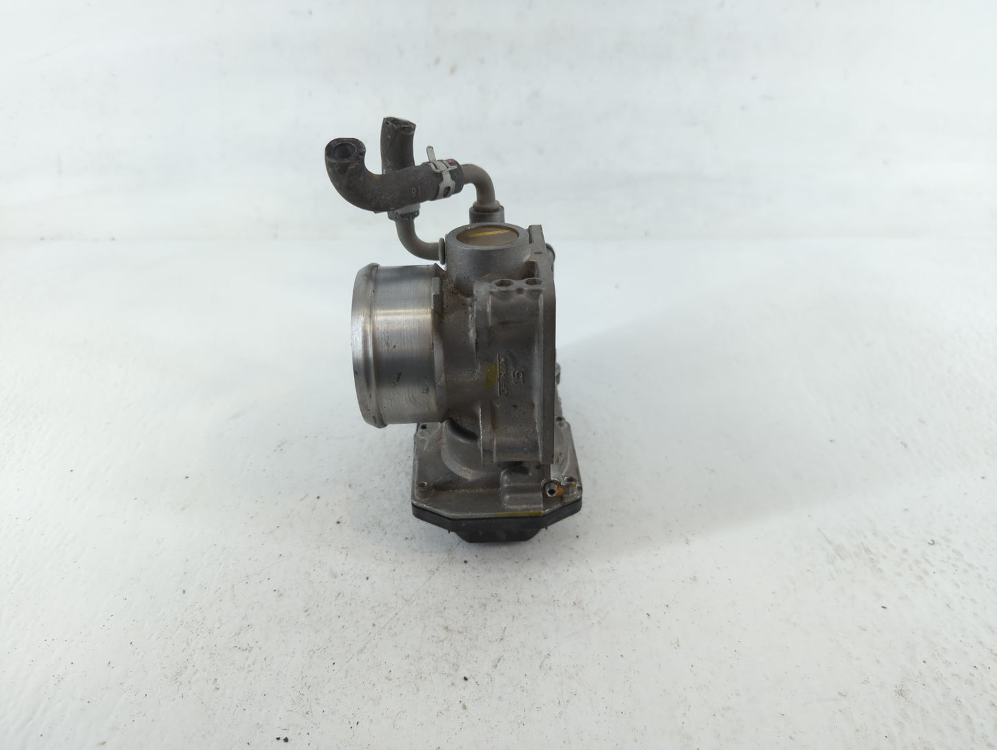 2016-2022 Honda Civic Throttle Body P/N:GMG9A M22851233558 Fits Fits 2016 2017 2018 2019 2020 2021 2022 OEM Used Auto Parts 