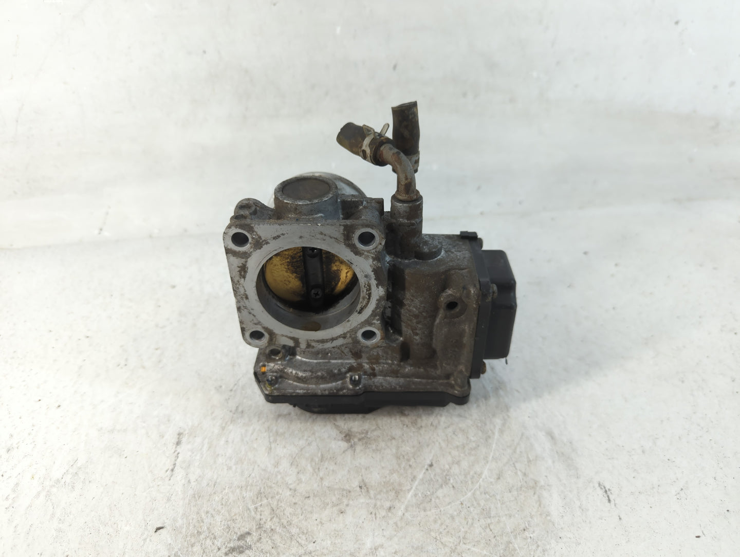 2016-2022 Honda Civic Throttle Body P/N:M22857421186 GMH1A Fits Fits 2016 2017 2018 2019 2020 2021 2022 OEM Used Auto Parts 