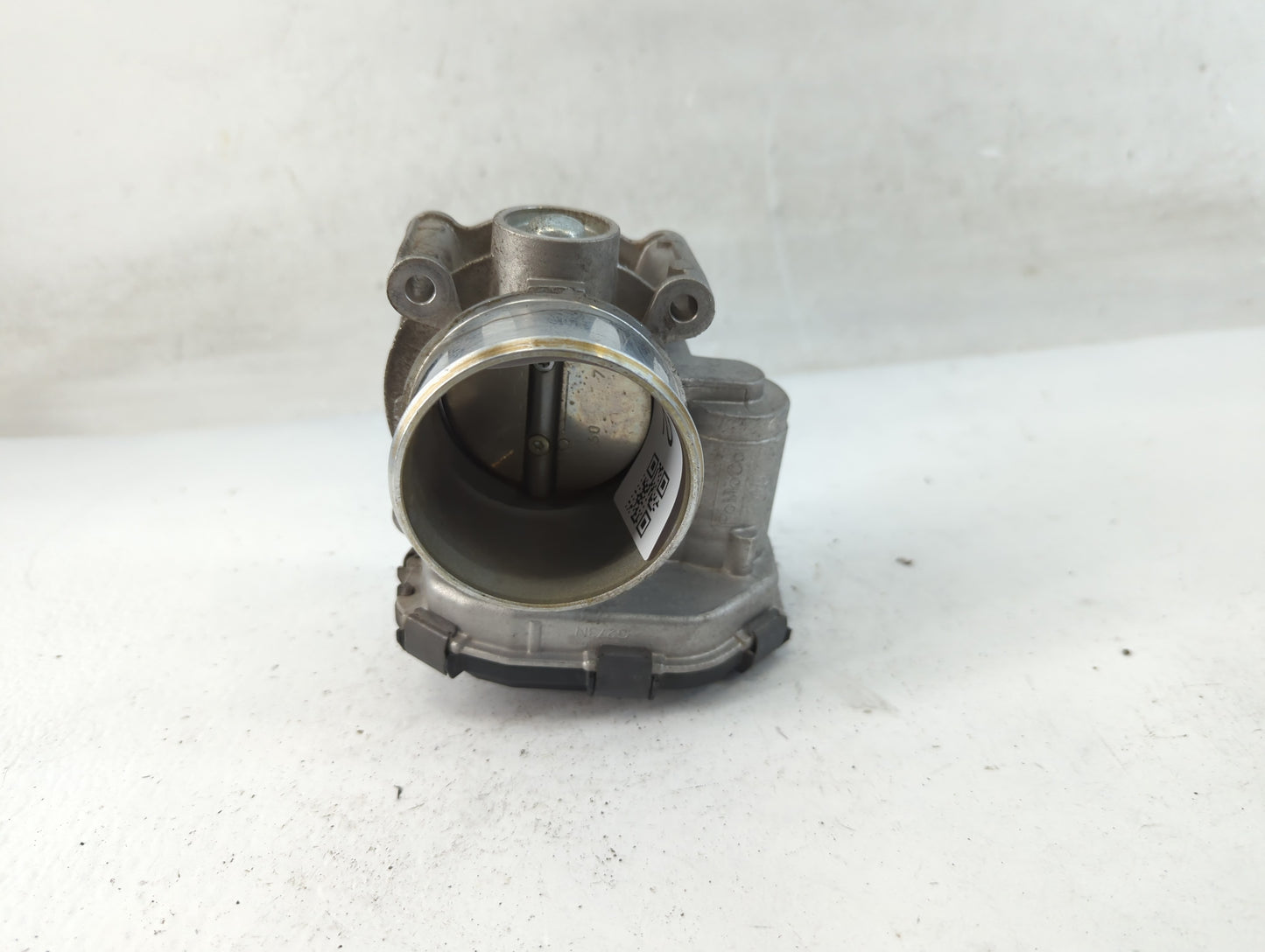 2016-2022 Honda Civic Throttle Body P/N:JT4E 9F991 AA Fits Fits 2016 2017 2018 2019 2020 2021 2022 OEM Used Auto Parts - Oem