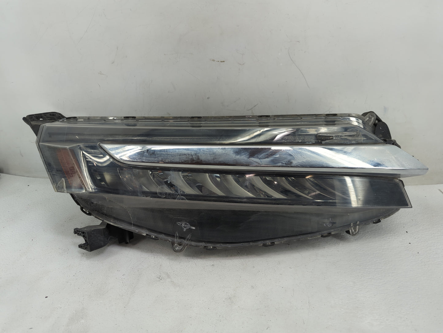 2017-2020 Honda Clarity Passenger Right Oem Head Light Headlight Lamp - Oemusedautoparts1.com