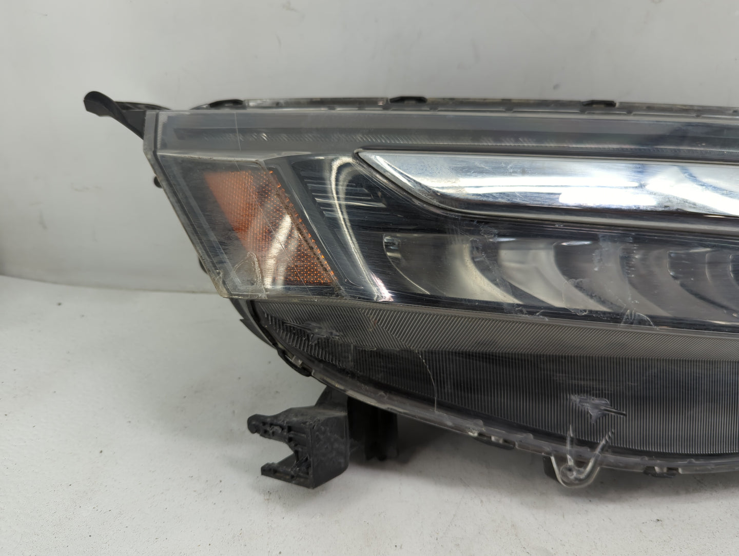 2017-2020 Honda Clarity Passenger Right Oem Head Light Headlight Lamp - Oemusedautoparts1.com