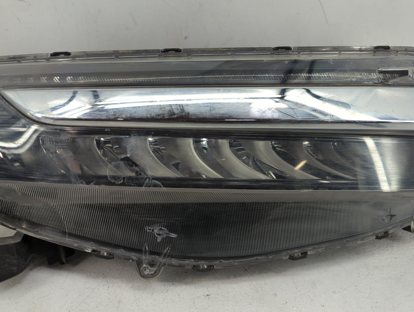 2017-2020 Honda Clarity Passenger Right Oem Head Light Headlight Lamp - Oemusedautoparts1.com