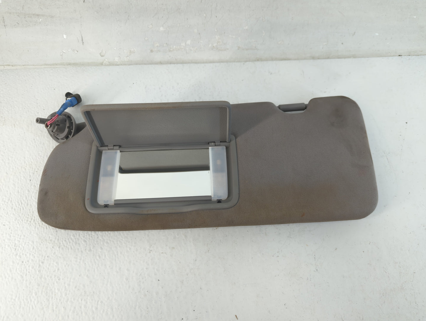 2017-2019 Honda Cr-V Sun Visor Shade Replacement Passenger Right Mirror Fits Fits 2017 2018 2019 OEM Used Auto Parts - Oemus