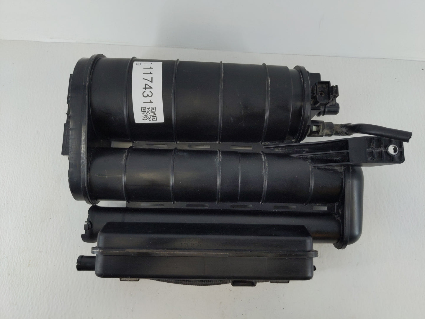 2017 Honda Cr-v Fuel Vapor Charcoal Canister - Oemusedautoparts1.com