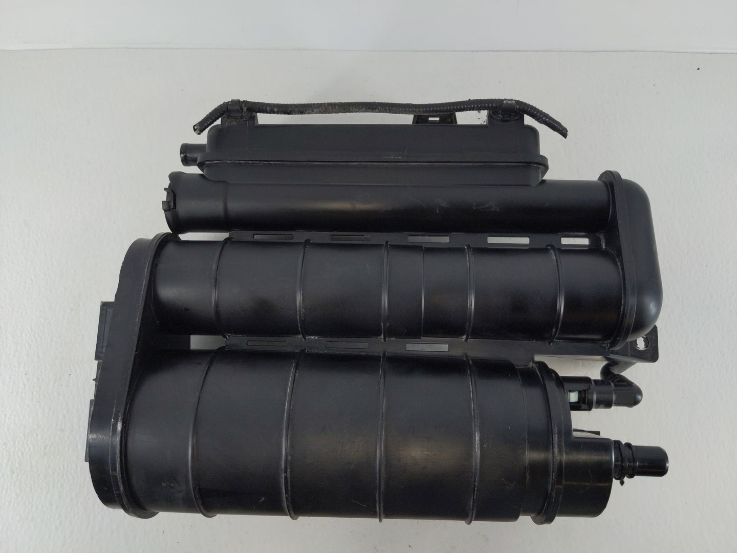 2017 Honda Cr-v Fuel Vapor Charcoal Canister - Oemusedautoparts1.com