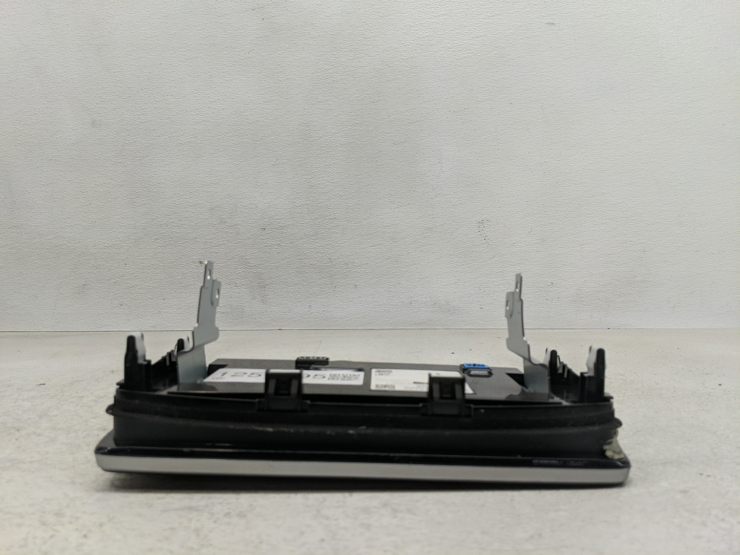2017 Honda Cr-v Information Display Screen - Oemusedautoparts1.com