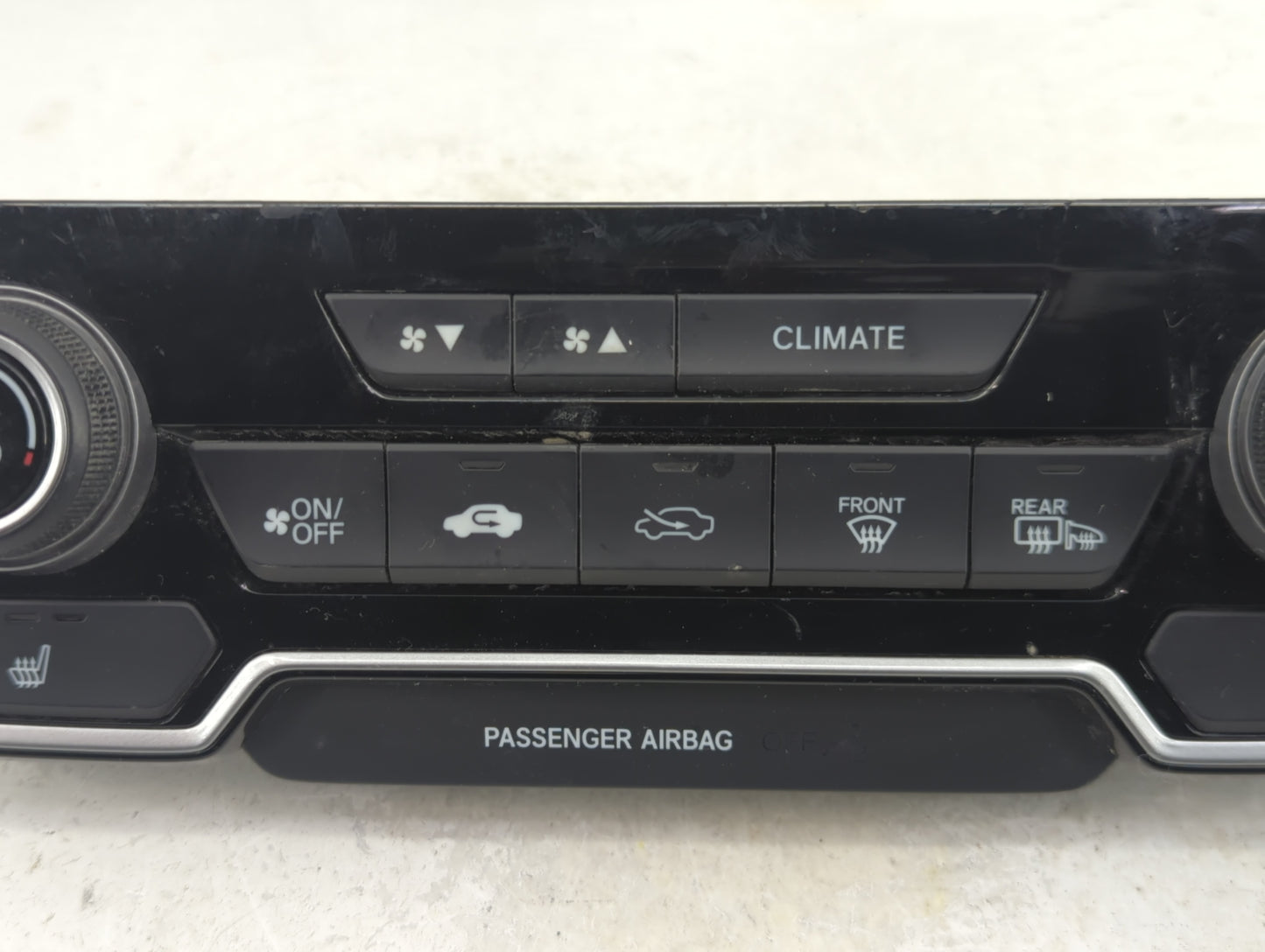 2017-2022 Honda Cr-V Climate Control Module Temperature AC/Heater Replacement P/N:79620TLAA413M1 Fits OEM Used Auto Parts - 