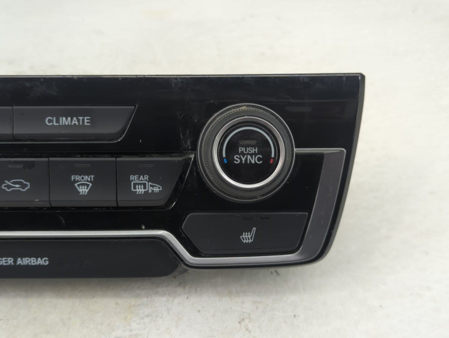 2017-2022 Honda Cr-V Climate Control Module Temperature AC/Heater Replacement P/N:79620TLAA413M1 Fits OEM Used Auto Parts - 