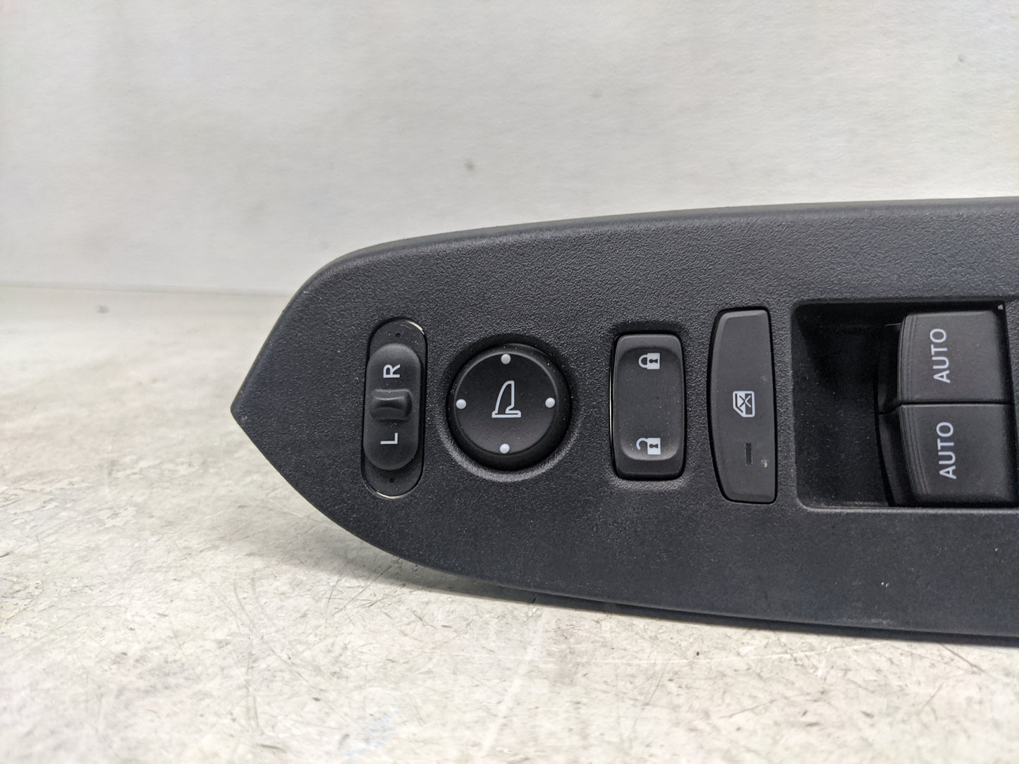2017-2022 Honda Cr-V Master Power Window Switch Replacement Driver Side Left P/N:T6A J010 Fits Fits 2017 2018 2019 2020 2021