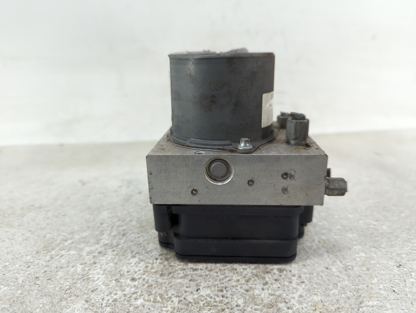2017-2019 Honda Cr-V ABS Pump Control Module Replacement P/N:269 856 Fits Fits 2017 2018 2019 OEM Used Auto Parts - Oemuseda