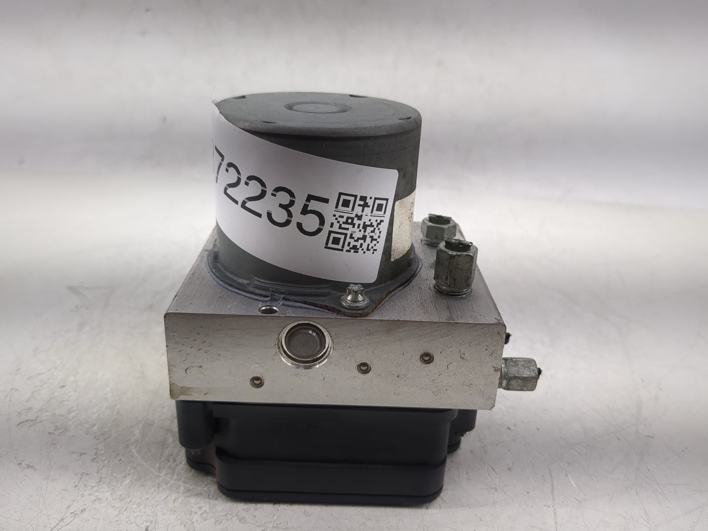 2017-2019 Honda Cr-V ABS Pump Control Module Replacement P/N:57110-TLA-A960-M1 Fits Fits 2017 2018 2019 OEM Used Auto Parts 