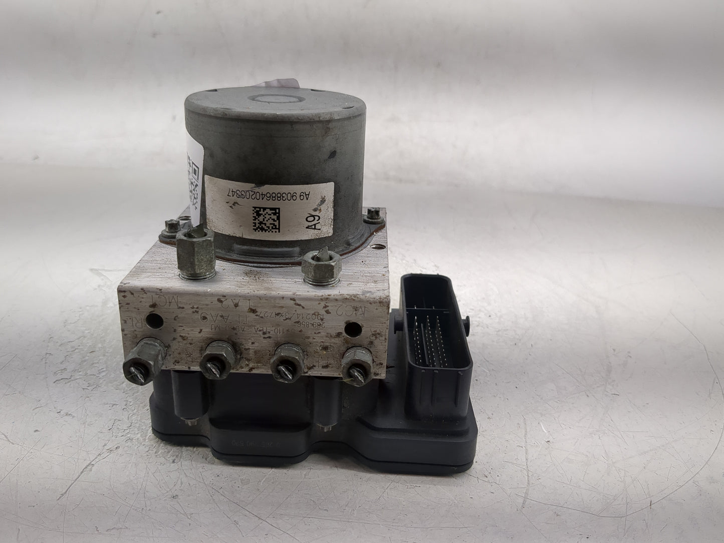 2017-2019 Honda Cr-V ABS Pump Control Module Replacement P/N:57110-TLA-A960-M1 Fits Fits 2017 2018 2019 OEM Used Auto Parts 
