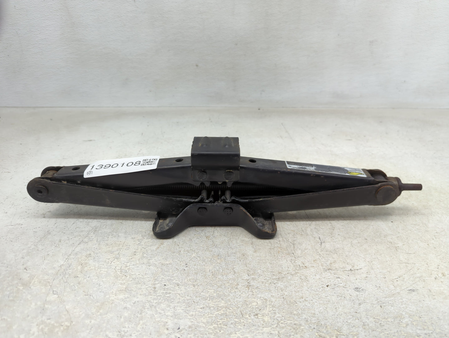 2017 Honda Cr-v Spare Scissor Car Jack - Oemusedautoparts1.com