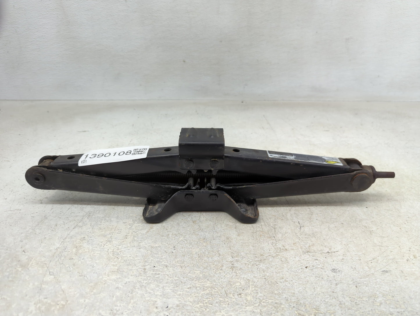 2017 Honda Cr-v Spare Scissor Car Jack - Oemusedautoparts1.com