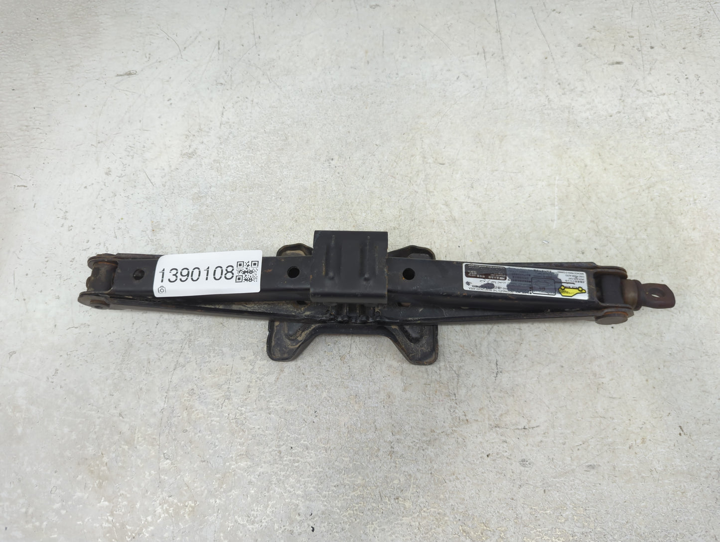 2017 Honda Cr-v Spare Scissor Car Jack - Oemusedautoparts1.com
