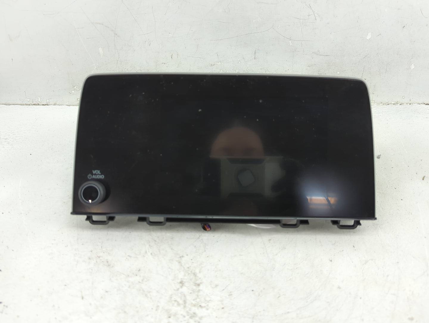 2017 Honda Cr-V Radio AM FM Cd Player Receiver Replacement P/N:39710-TLA-A01 Fits OEM Used Auto Parts - Oemusedautoparts1.co