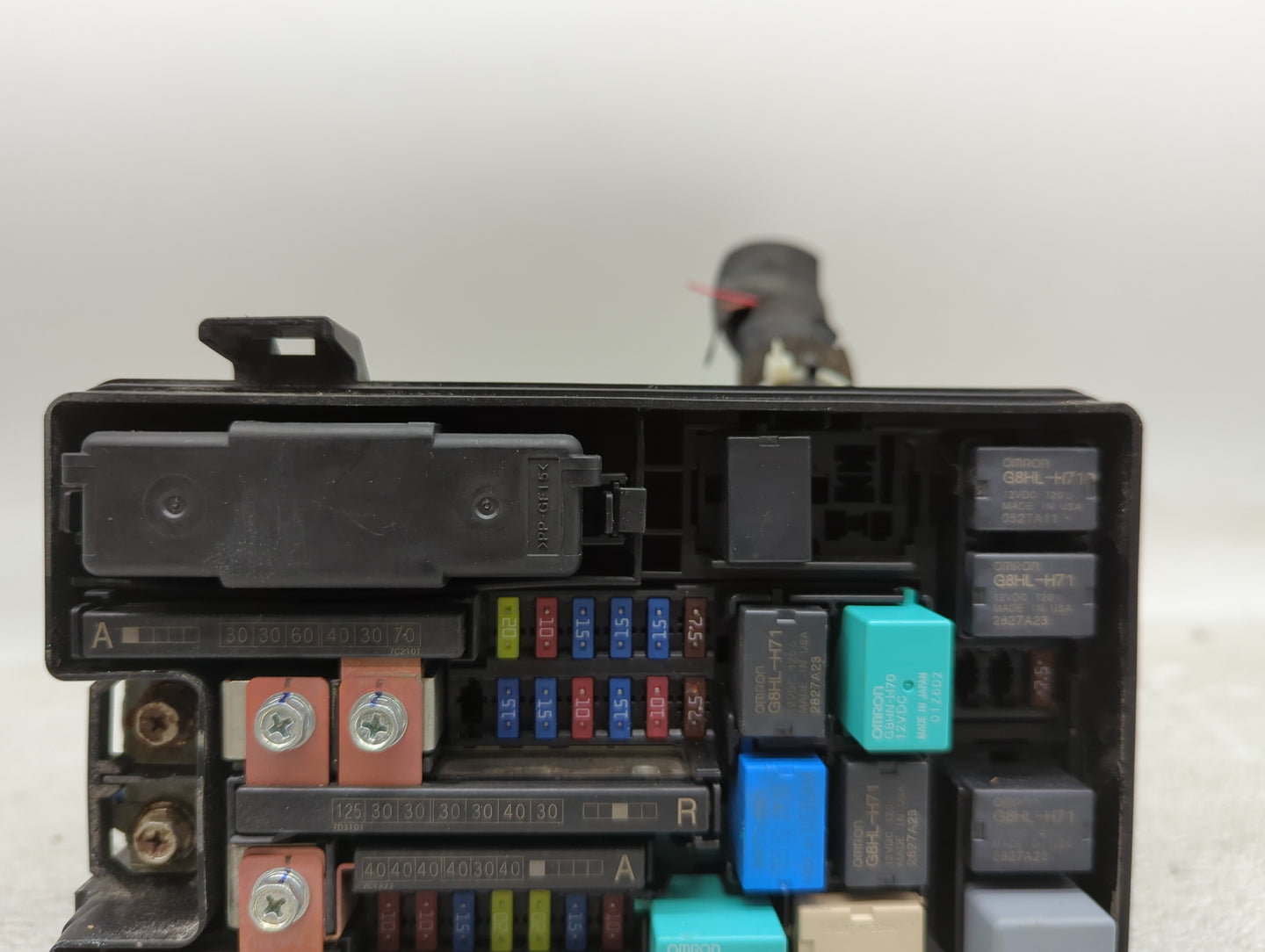 2017-2022 Honda Cr-V Fusebox Fuse Box Panel Relay Module P/N:TLA A01 A0 Fits Fits 2017 2018 2019 2020 2021 2022 OEM Used Aut