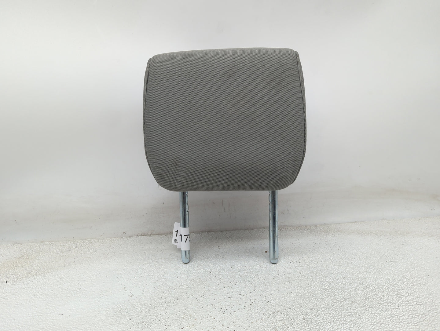 2017-2020 Honda Cr-v Headrest Head Rest Front Driver Passenger Seat Gray - Oemusedautoparts1.com