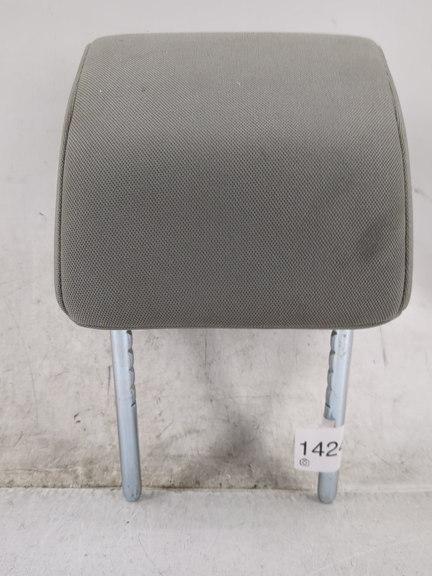 2017-2020 Honda Cr-V Headrest Head Rest Front Driver Passenger Seat Fits Fits 2017 2018 2019 2020 OEM Used Auto Parts - Oemu