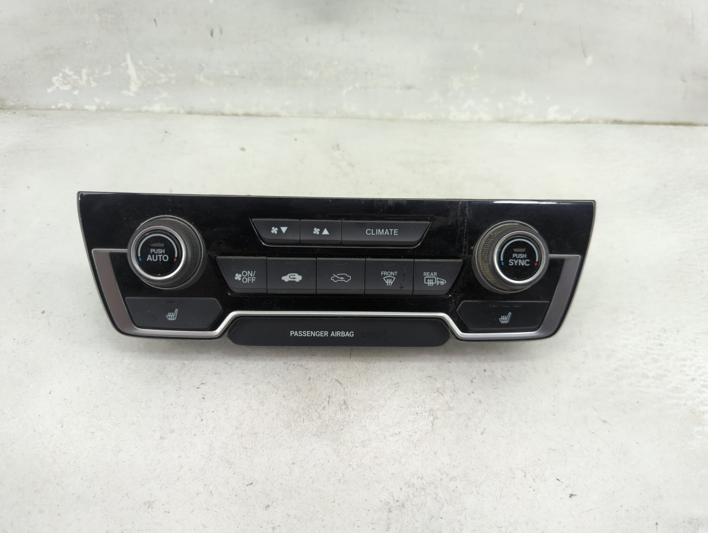 2017 Honda Cr-V Climate Control Module Temperature AC/Heater Replacement P/N:79620TLAA413M1 25717110137 Fits OEM Used Auto P
