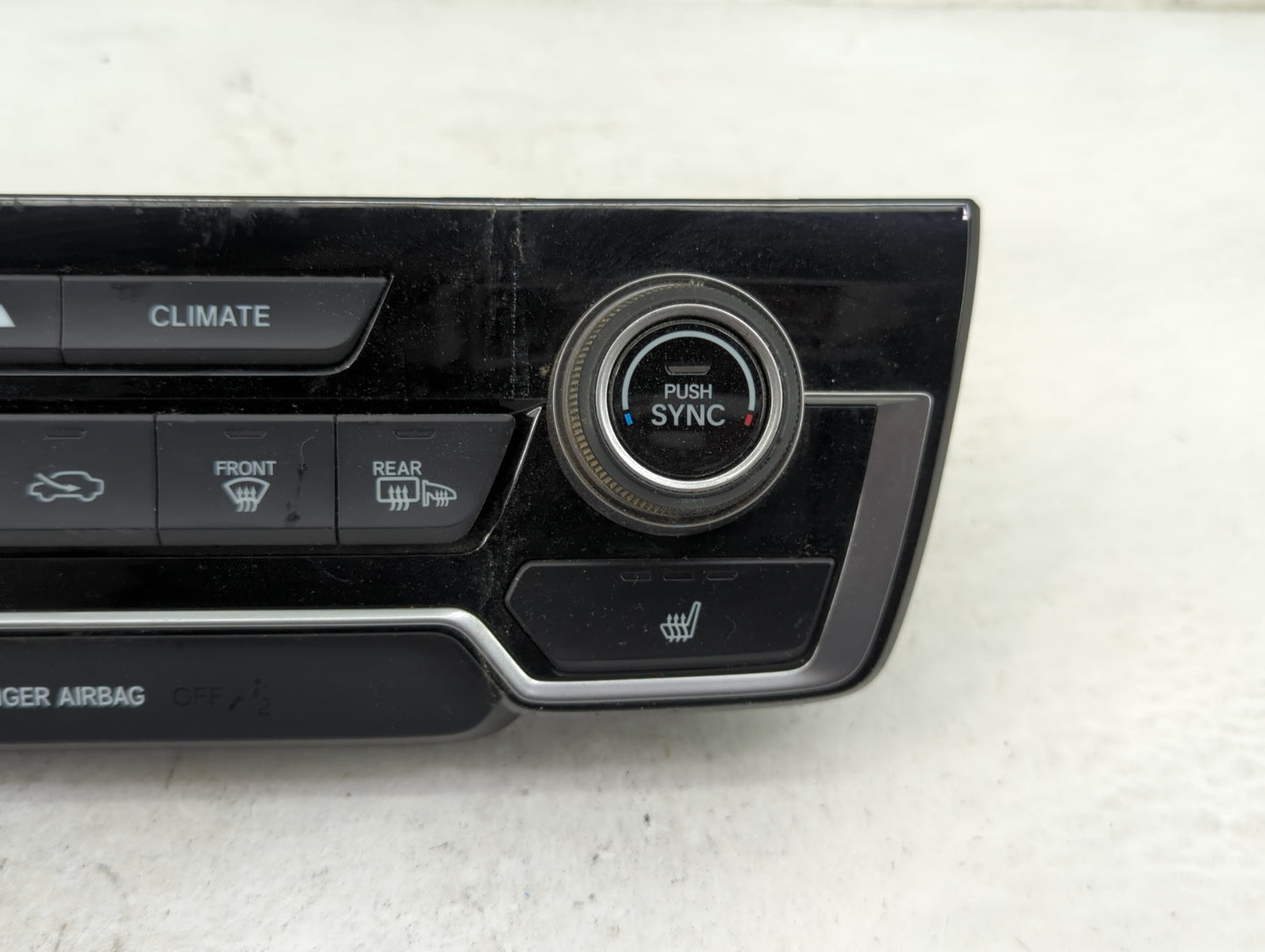 2017 Honda Cr-V Climate Control Module Temperature AC/Heater Replacement P/N:79620TLAA413M1 25717110137 Fits OEM Used Auto P