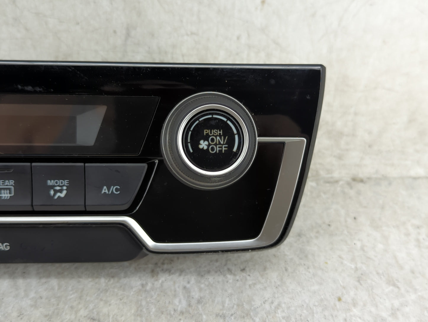2017 Honda Cr-V Climate Control Module Temperature AC/Heater Replacement P/N:79620TLAA013M1 79620TLAA413M1, 25717110137 Fits