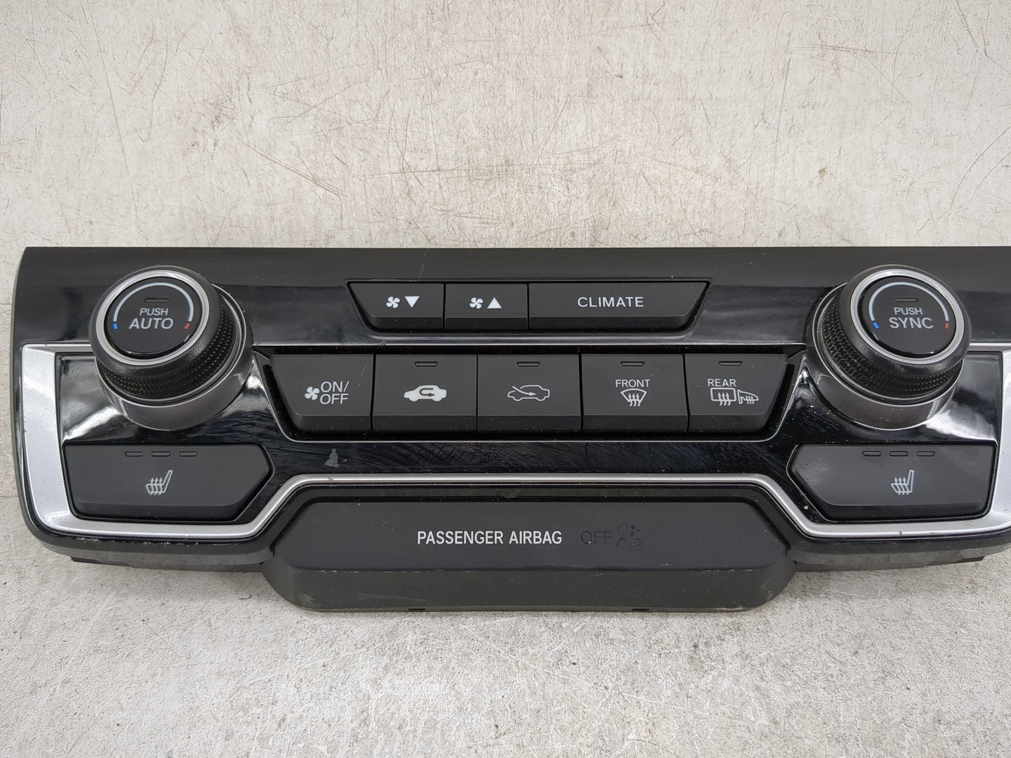 2017 Honda Cr-V Climate Control Module Temperature AC/Heater Replacement P/N:79620TLAA013M1 79620TLAA413M1, 25717110137 Fits
