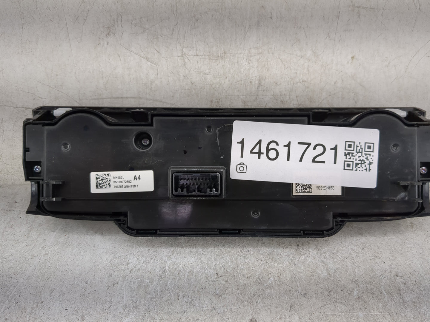 2017 Honda Cr-V Climate Control Module Temperature AC/Heater Replacement P/N:79620TLAA013M1 79620TLAA413M1, 25717110137 Fits