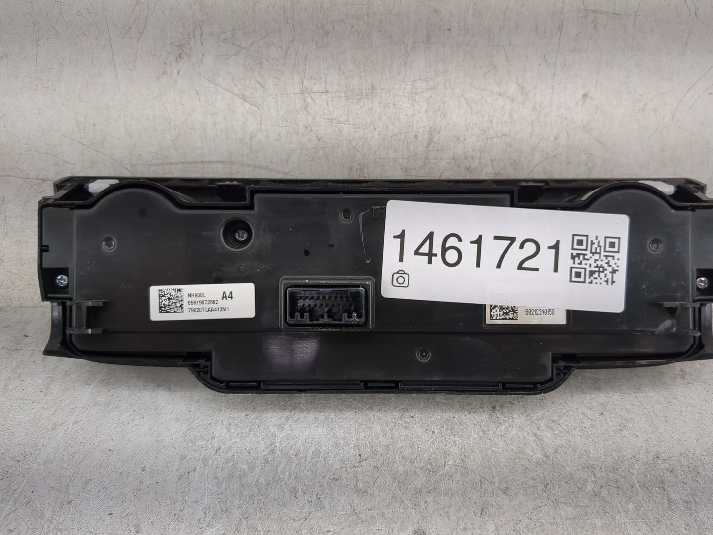 2017 Honda Cr-V Climate Control Module Temperature AC/Heater Replacement P/N:79620TLAA013M1 79620TLAA413M1, 25717110137 Fits