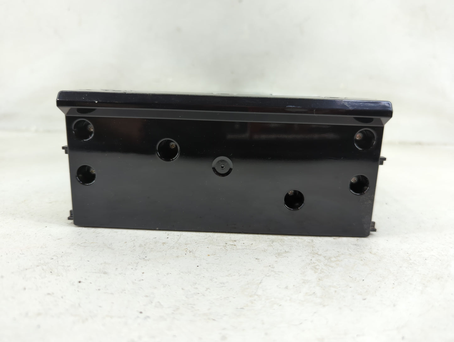 2017-2017 Honda Cr-v Radio Display Info Screen Oem 1465899 - Oemusedautoparts1.com