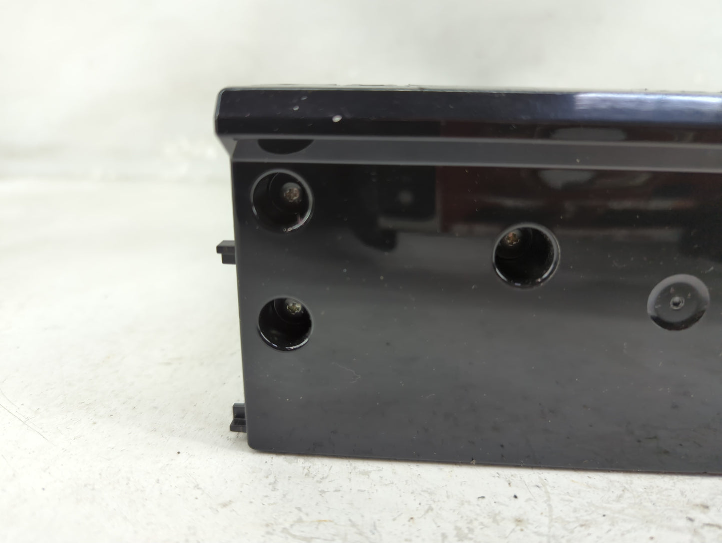 2017-2017 Honda Cr-v Radio Display Info Screen Oem 1465899 - Oemusedautoparts1.com