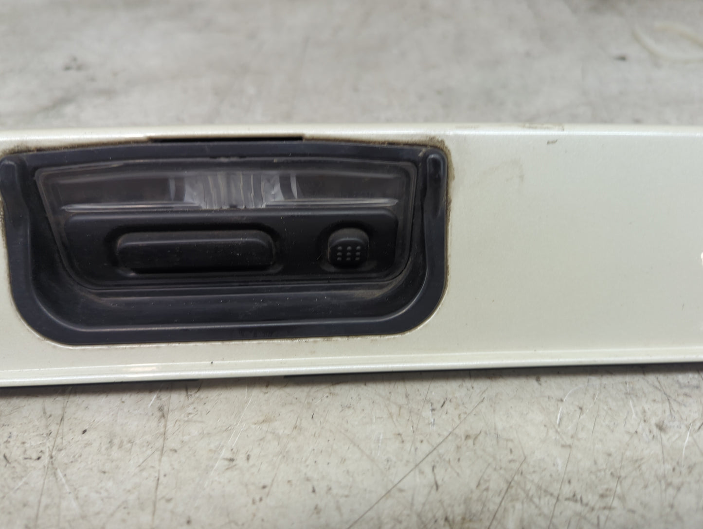2017-2018 Honda Cr-v Backup Camera Or Backup Sensor White - Oemusedautoparts1.com