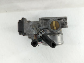 2017-2018 Honda Cr-V Throttle Body P/N:GMG9A Fits Fits 2016 2017 2018 2019 OEM Used Auto Parts