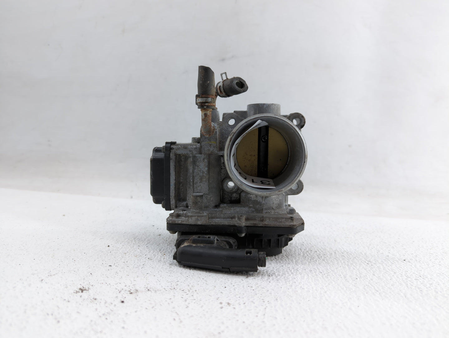 2017-2018 Honda Cr-V Throttle Body P/N:GMG9A Fits Fits 2016 2017 2018 2019 OEM Used Auto Parts - Oemusedautoparts1.com