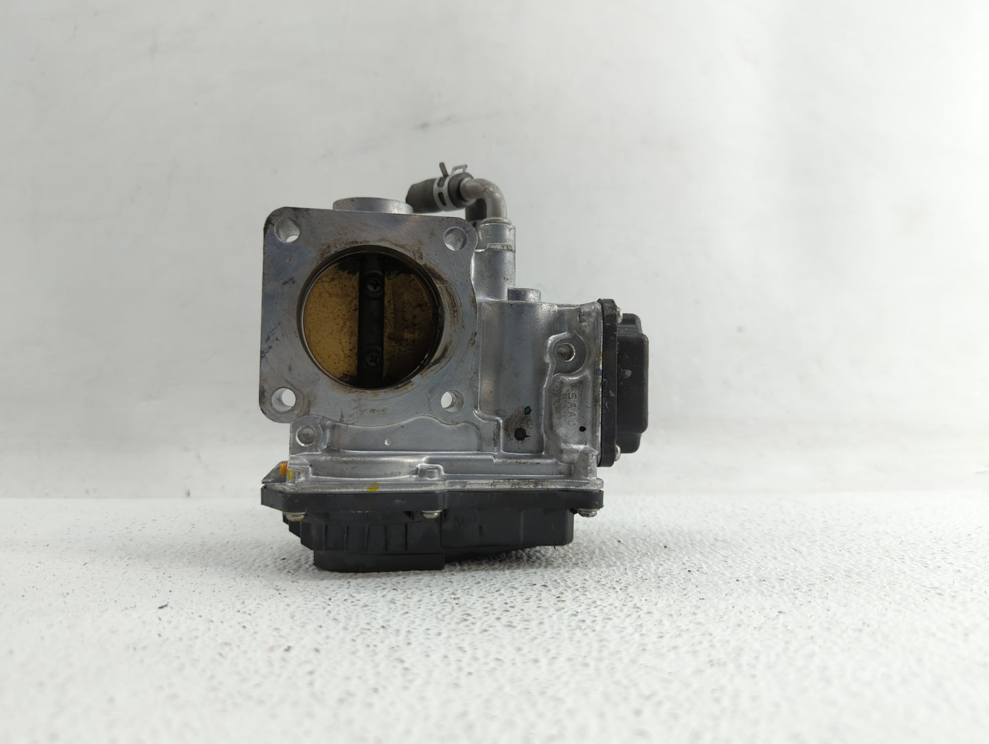 2017-2018 Honda Cr-V Throttle Body P/N:GMG9A Fits Fits 2016 2017 2018 2019 OEM Used Auto Parts - Oemusedautoparts1.com