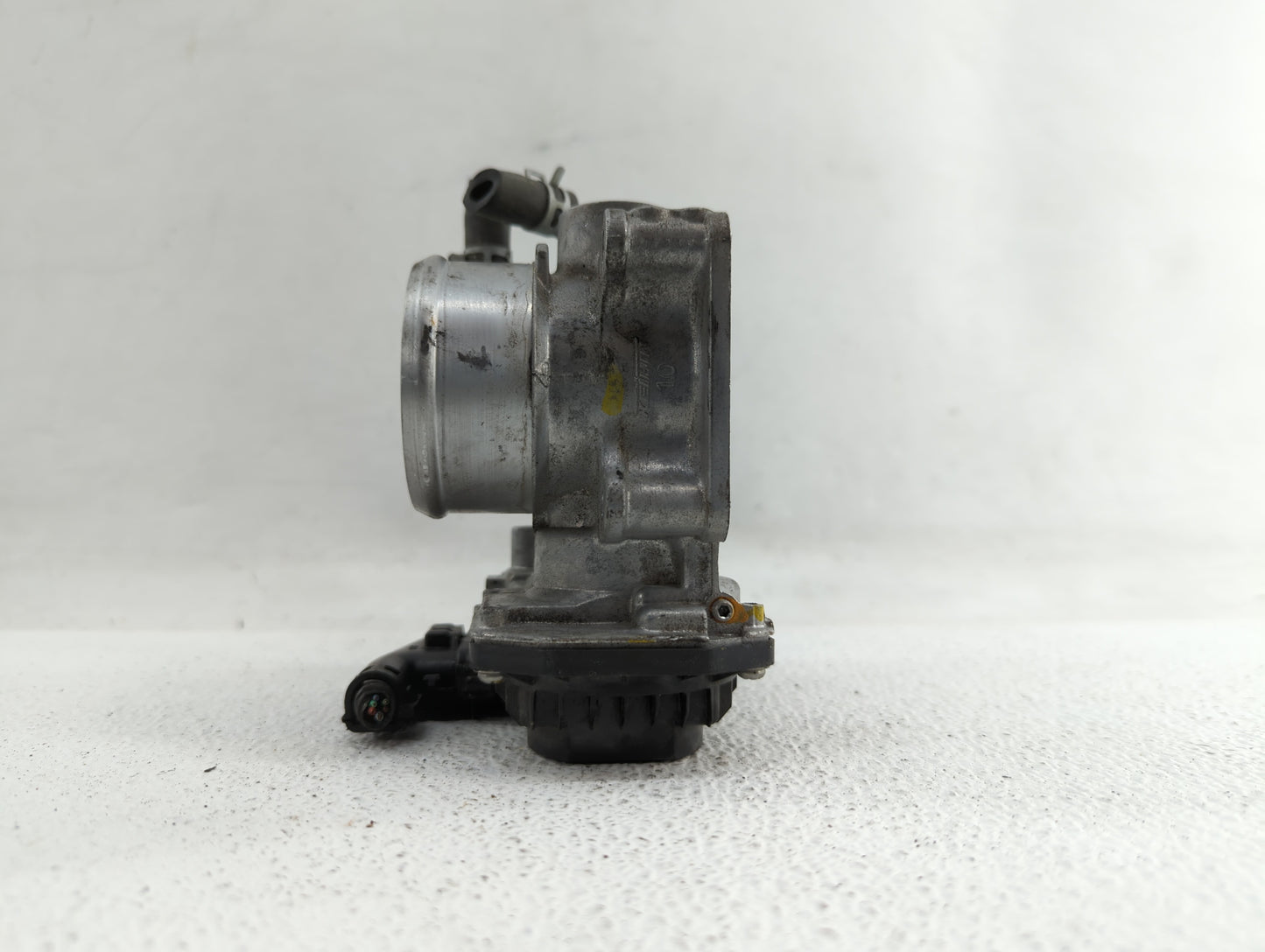 2017-2018 Honda Cr-V Throttle Body P/N:GMG9A Fits Fits 2016 2017 2018 2019 OEM Used Auto Parts - Oemusedautoparts1.com