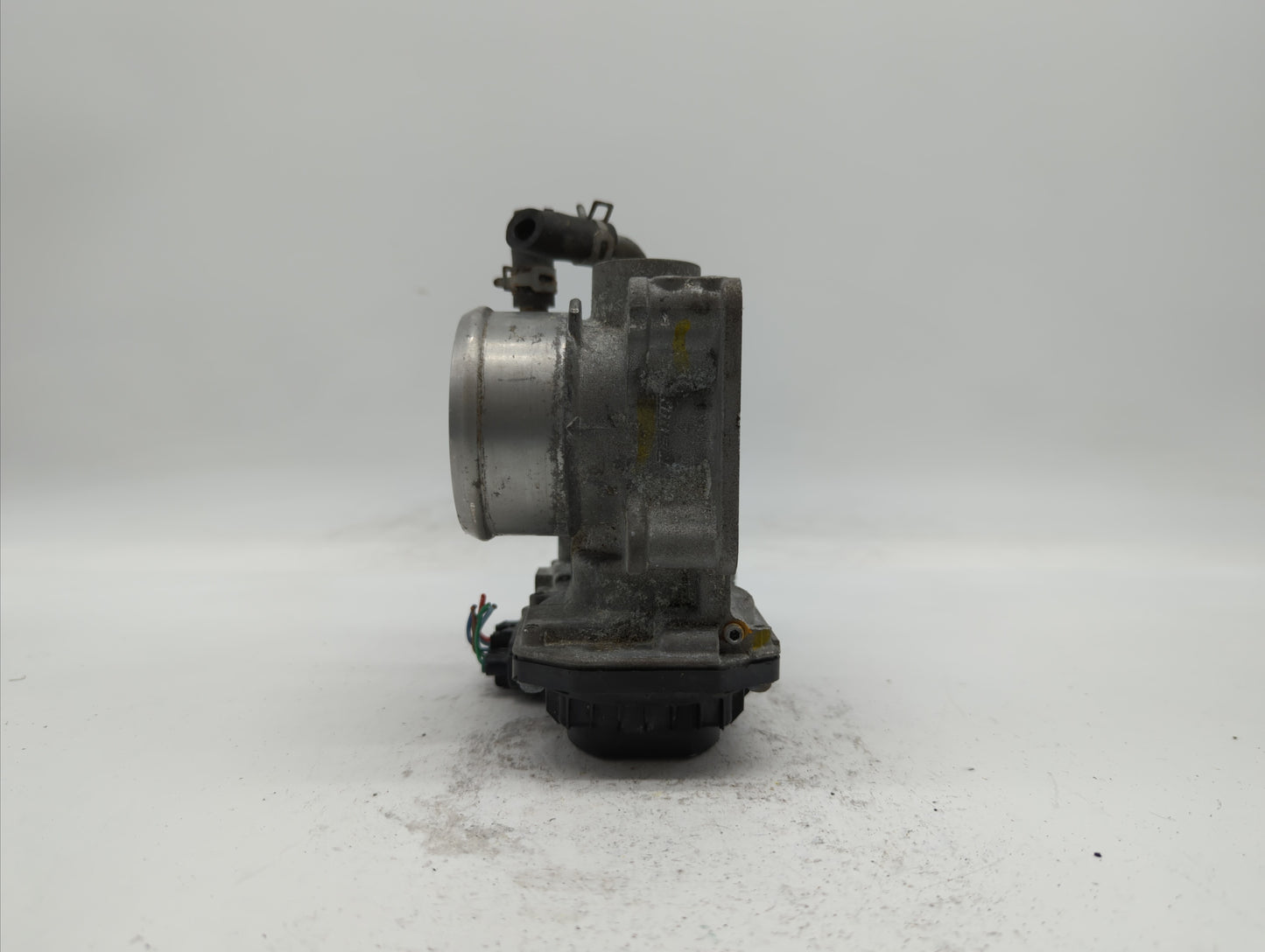 2017-2018 Honda Cr-V Throttle Body P/N:GMG9A Fits Fits 2016 2017 2018 2019 OEM Used Auto Parts - Oemusedautoparts1.com