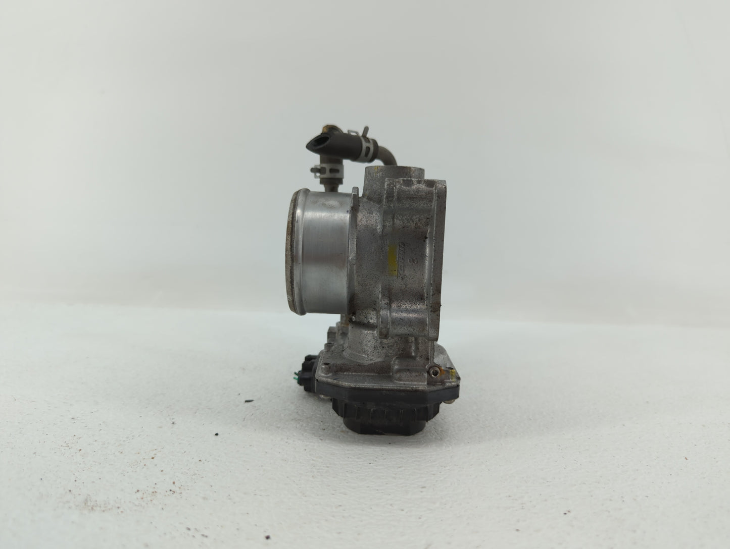 2017-2018 Honda Cr-V Throttle Body P/N:GMG9A Fits Fits 2016 2017 2018 2019 OEM Used Auto Parts - Oemusedautoparts1.com