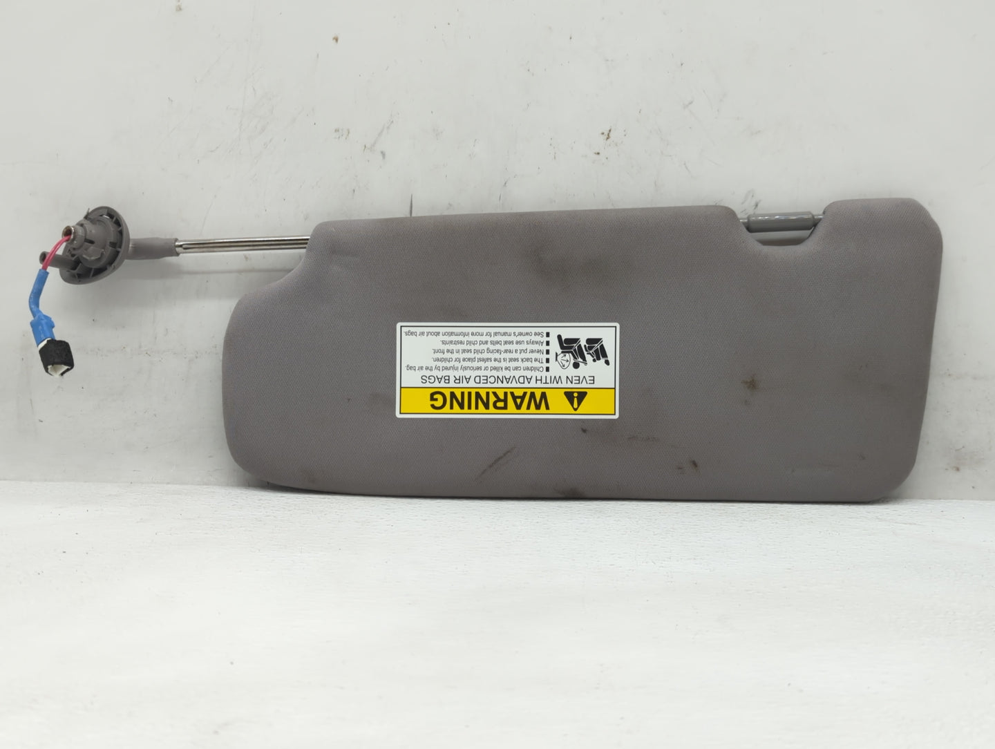 2017-2019 Honda Cr-V Sun Visor Shade Replacement Passenger Right Mirror Fits Fits 2017 2018 2019 OEM Used Auto Parts - Oemus