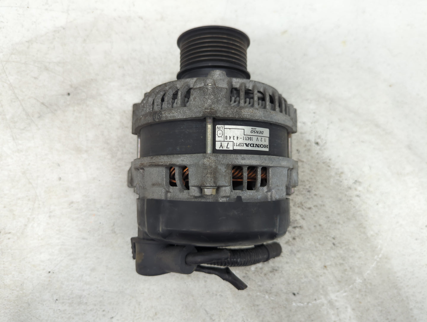 2020-2022 Honda Cr-V Alternator Replacement Generator Charging Assembly Engine OEM P/N:104211-4340 Fits OEM Used Auto Parts 