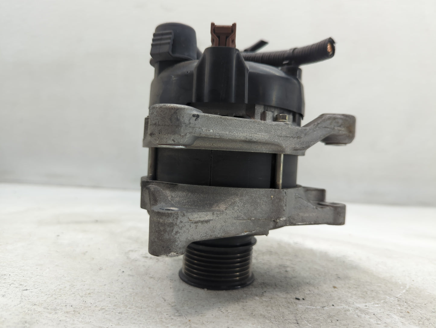 2020-2022 Honda Cr-V Alternator Replacement Generator Charging Assembly Engine OEM P/N:104211-4340 Fits OEM Used Auto Parts 