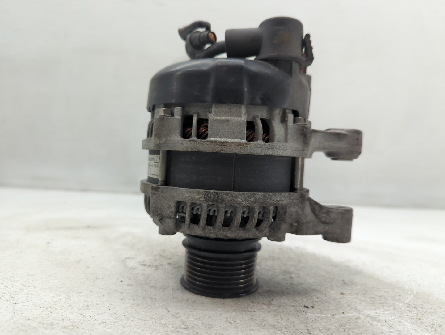 2020-2022 Honda Cr-V Alternator Replacement Generator Charging Assembly Engine OEM P/N:104211-4340 Fits OEM Used Auto Parts 