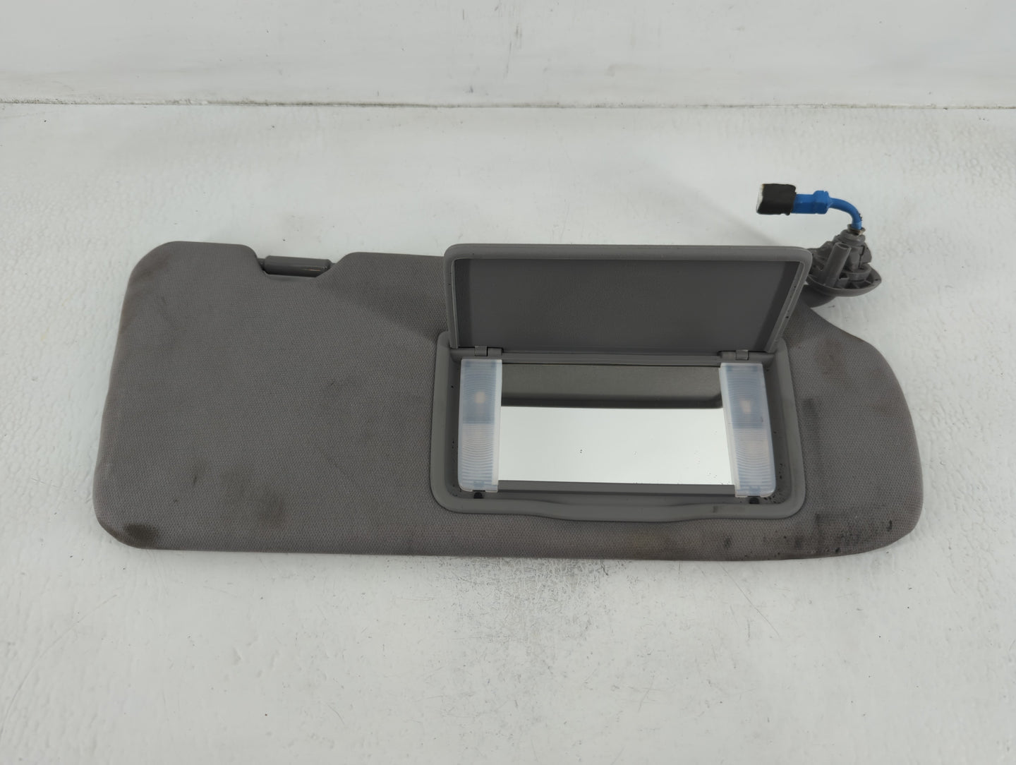 2017-2019 Honda Cr-V Sun Visor Shade Replacement Passenger Right Mirror Fits Fits 2017 2018 2019 OEM Used Auto Parts - Oemus