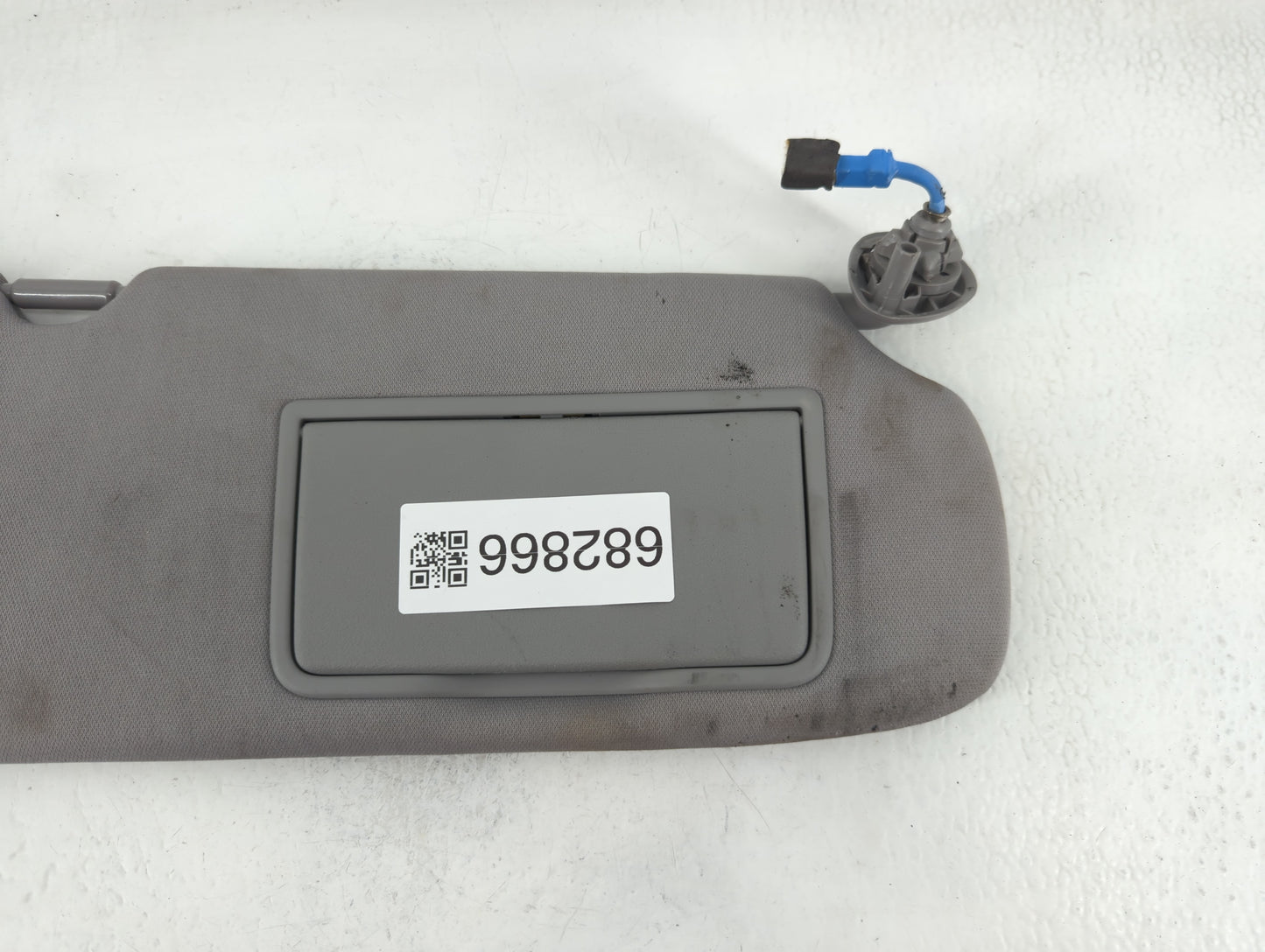 2017-2019 Honda Cr-V Sun Visor Shade Replacement Passenger Right Mirror Fits Fits 2017 2018 2019 OEM Used Auto Parts - Oemus